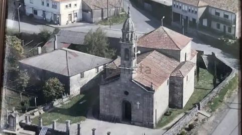 Foto 2 de Casa adosada en venda a Rúa Da Igrexa, 4, Cuntis, Pontevedra
