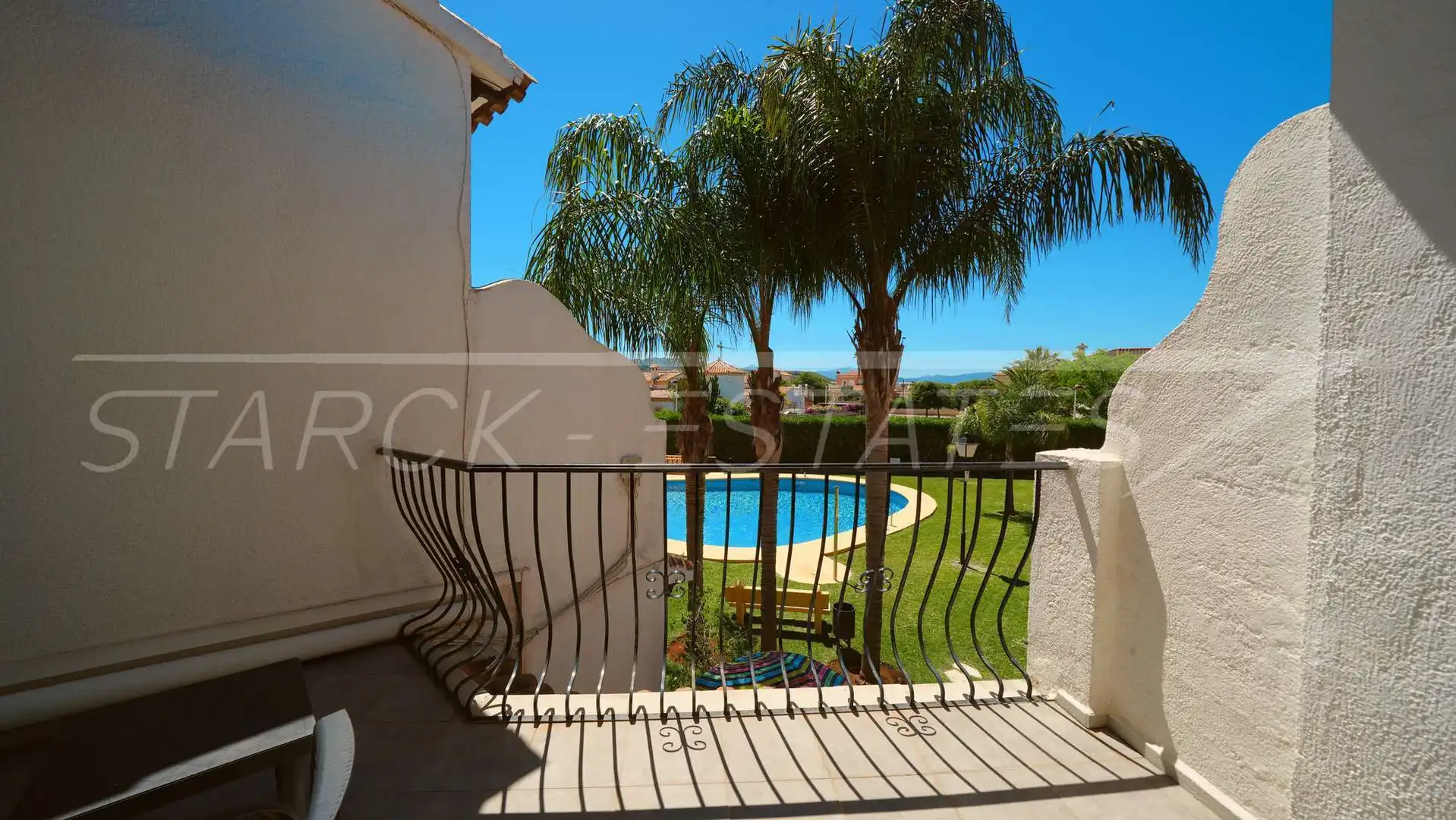 Vista exterior de Casa o chalet en venta en Els Poblets con Aire acondicionado y Piscina
