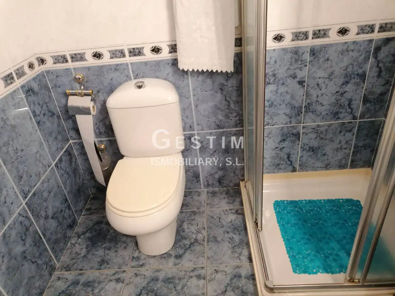 Baño de Piso en venta en Manlleu con Calefacción, Terraza y Balcón