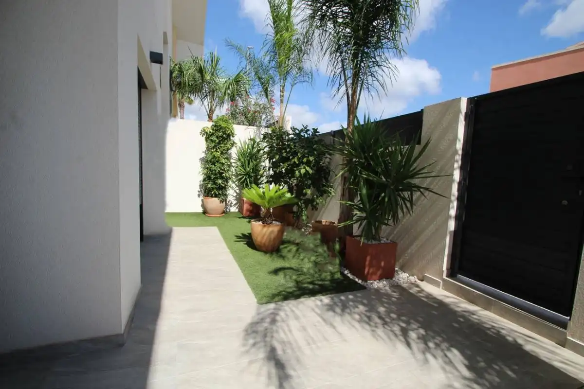 Villa avec piscine à vendre à Av. CircunvalaciÃ³n, imagen 11