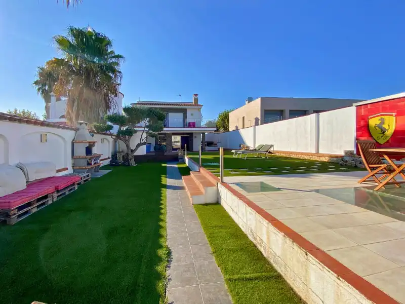 Jardín de Casa o chalet en venta en Empuriabrava con Aire acondicionado, Calefacción y Terraza
