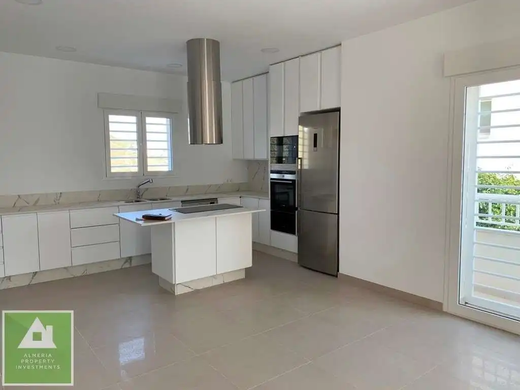 Casa con piscina in vendita a El Palmeral, imagen 9