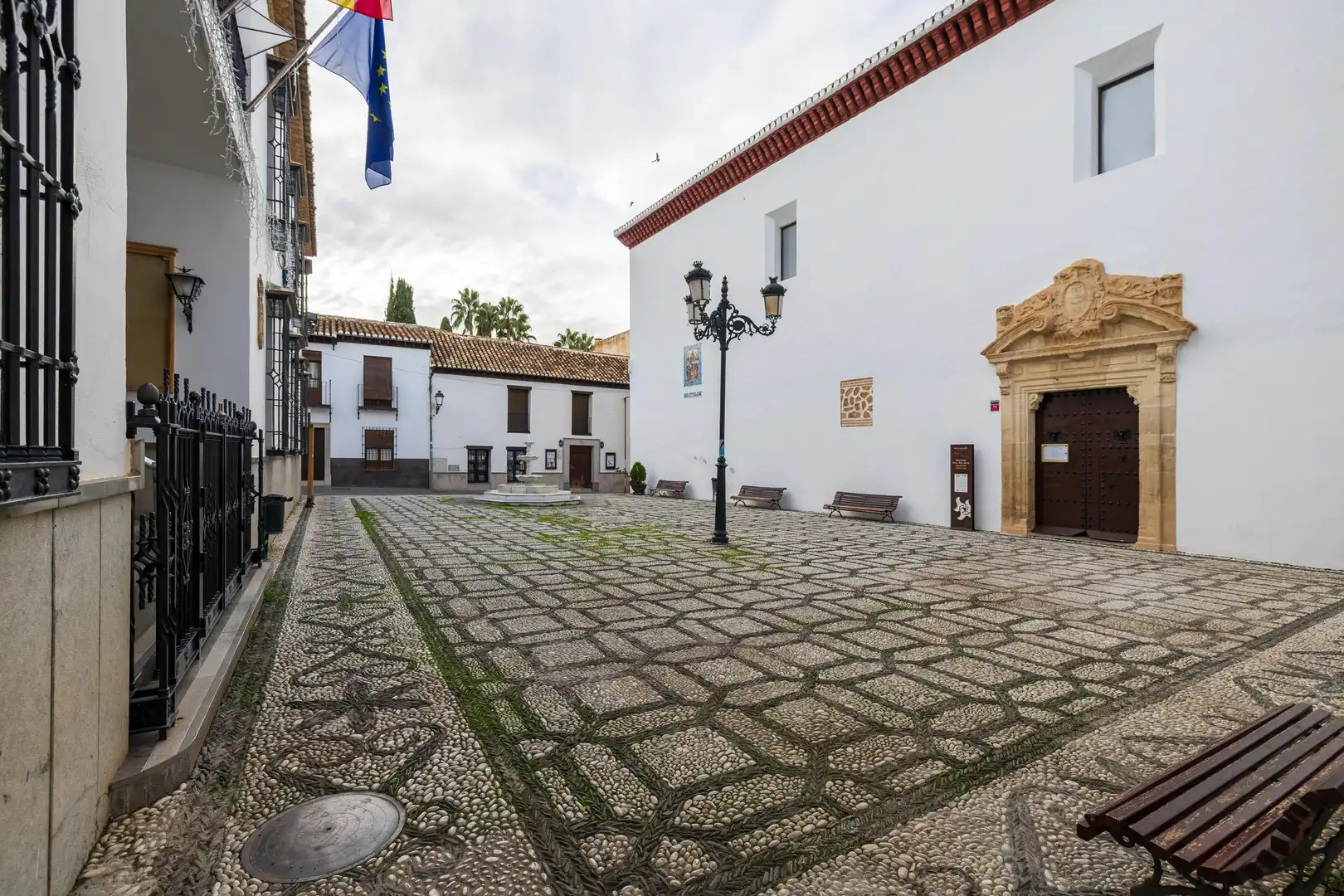 Vista exterior de Casa o xalet en venda en La Zubia amb Balcó