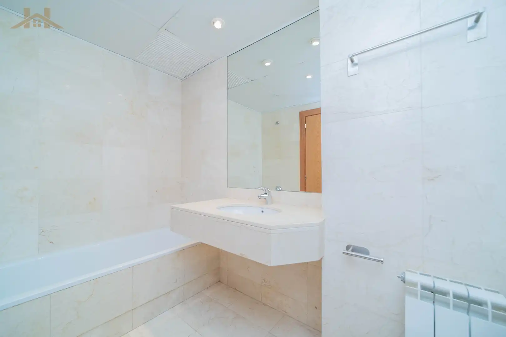 Baño de Piso en venta en Madrid con Aire acondicionado, Calefacción y Parquet