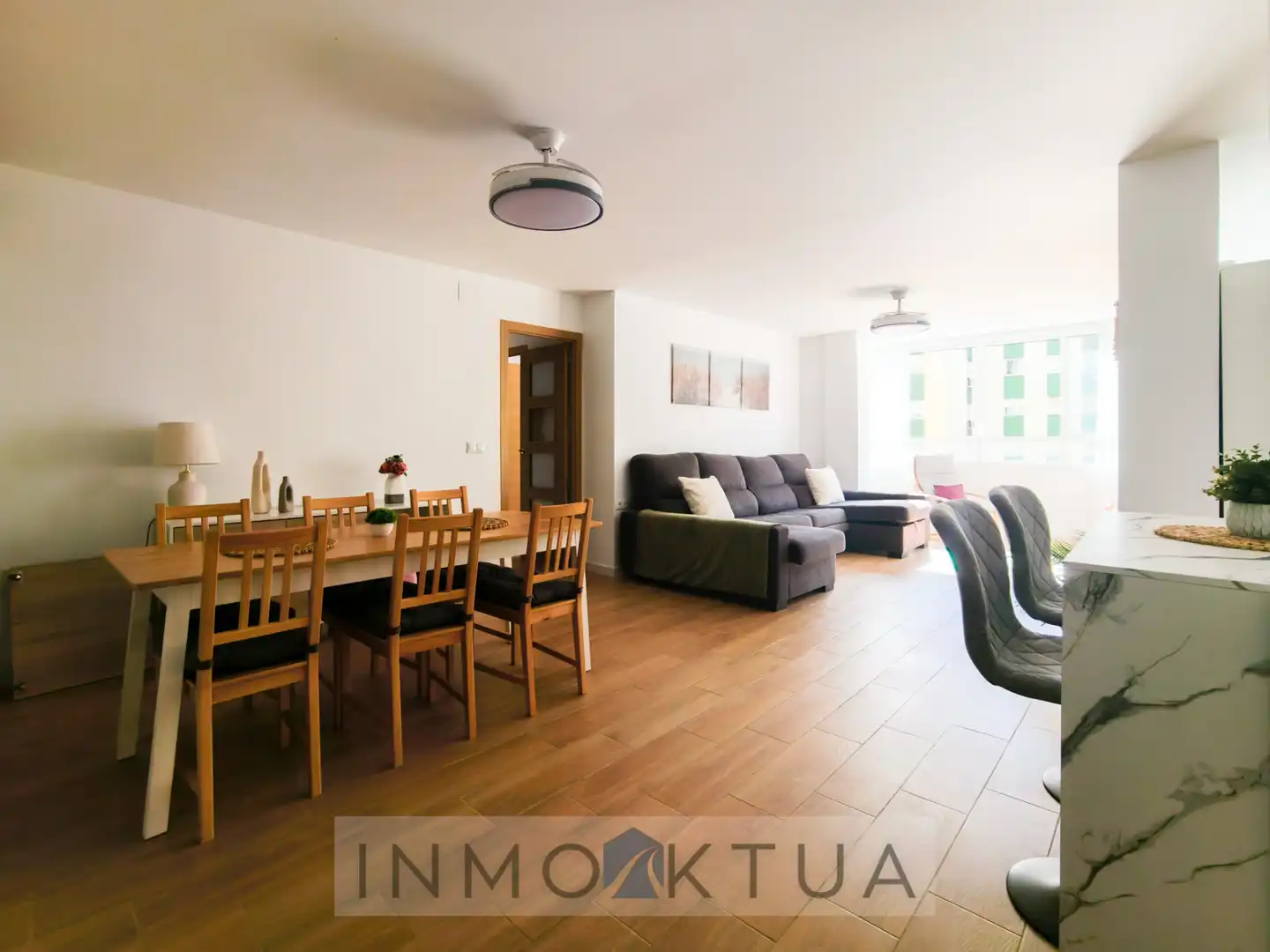 Sala de estar de Piso en venta en El Retiro - Parque Atlántico - Ronda este