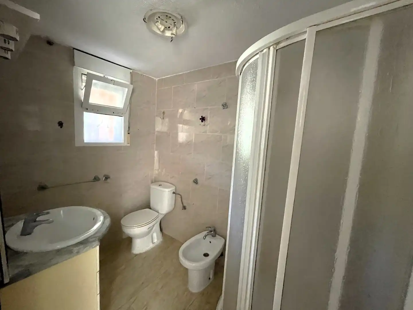 Bathroom of Ground floor for sale in L'Alfàs del Pi  with Community pool