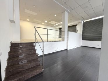 Locale commerciale in affitto a Centre
