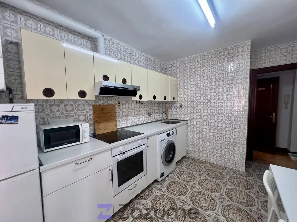 Piso de alquiler en Santutxu - Basarrate