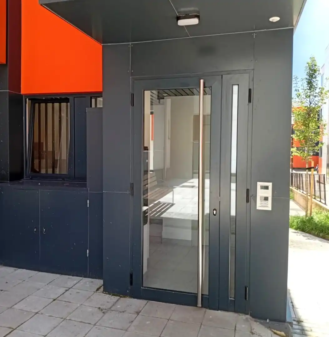 Piso en venta en Gijón  con Parquet