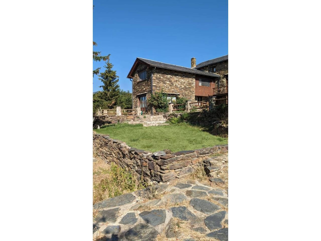 Exterior view of House or chalet for sale in Ger  with Private garden, Parquet flooring and Terrace