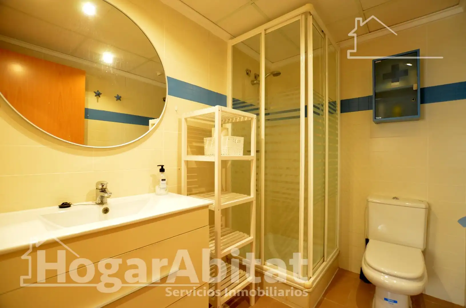 Bathroom of Flat for sale in Daimús  with Air Conditioner, Terrace and Balcony