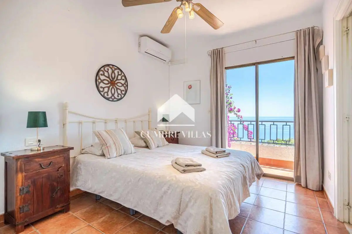Bedroom of Houses for sale in Salobreña  with Private garden, Terrace and Internet