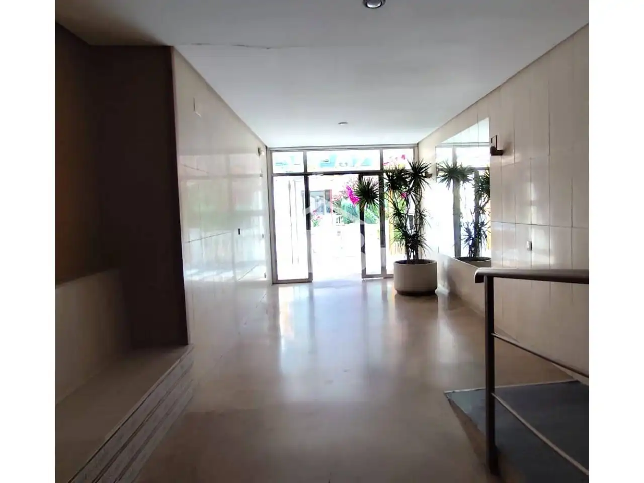 Flat with terrace to rent in Plaza Américas, imagen 3