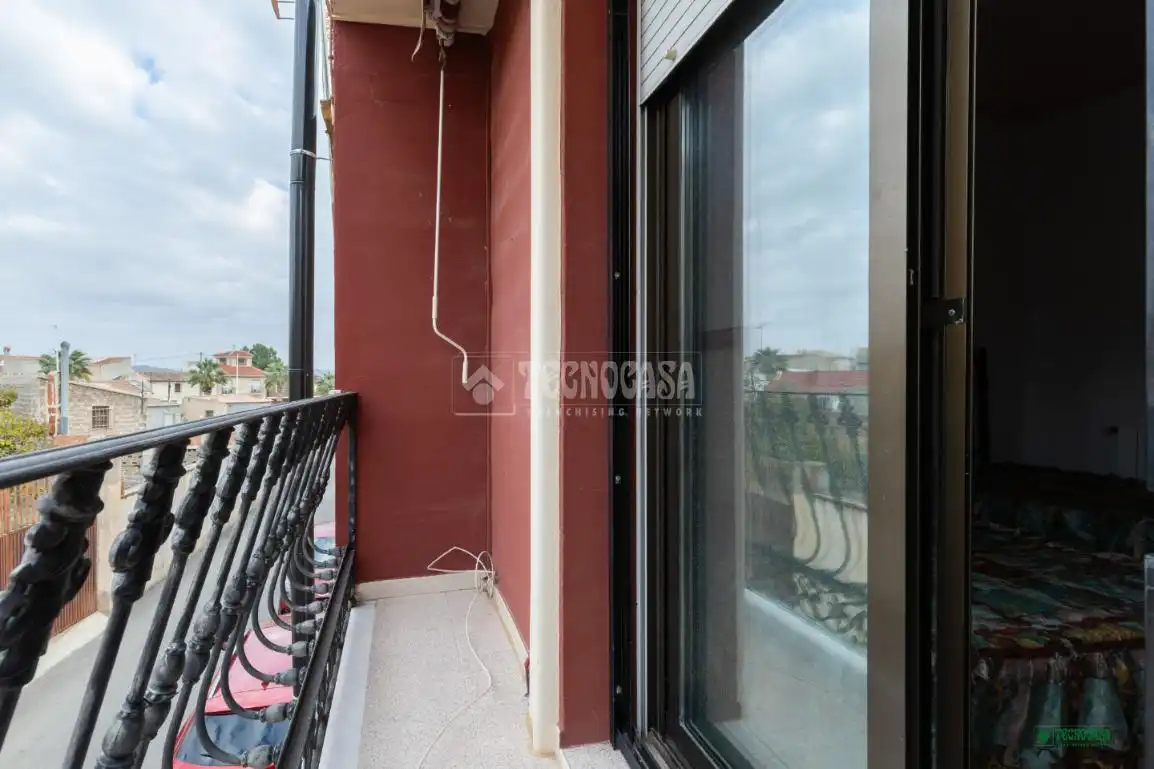 Terrasse von Einfamilien-Reihenhaus zum Verkauf in Zurgena mit Klimaanlage und Balkon