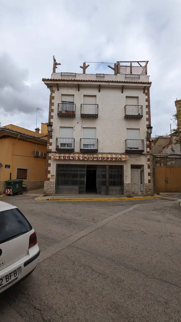 Gewerbefläche zum Verkauf in Calle San Vicente 32, imagen 2