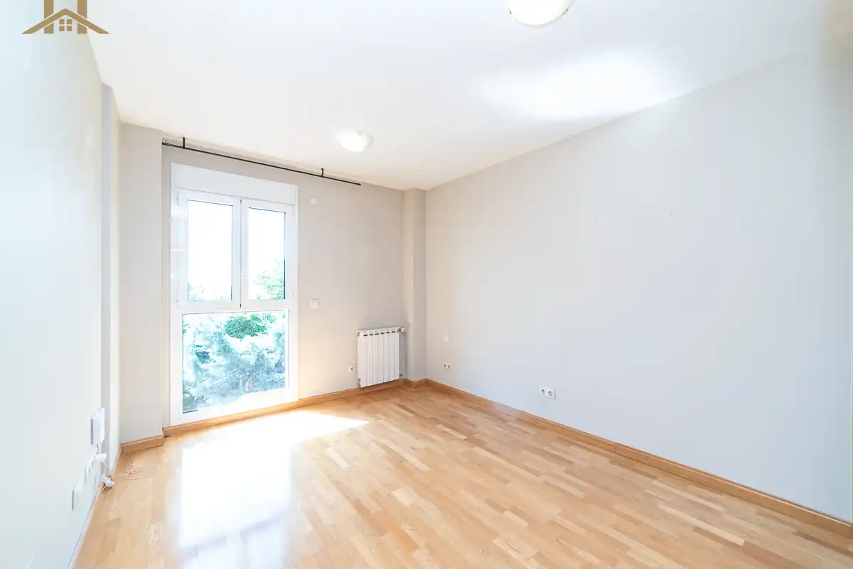 Habitación de Casa o chalet en venta en Las Rozas de Madrid con Aire acondicionado, Calefacción y Jardín privado