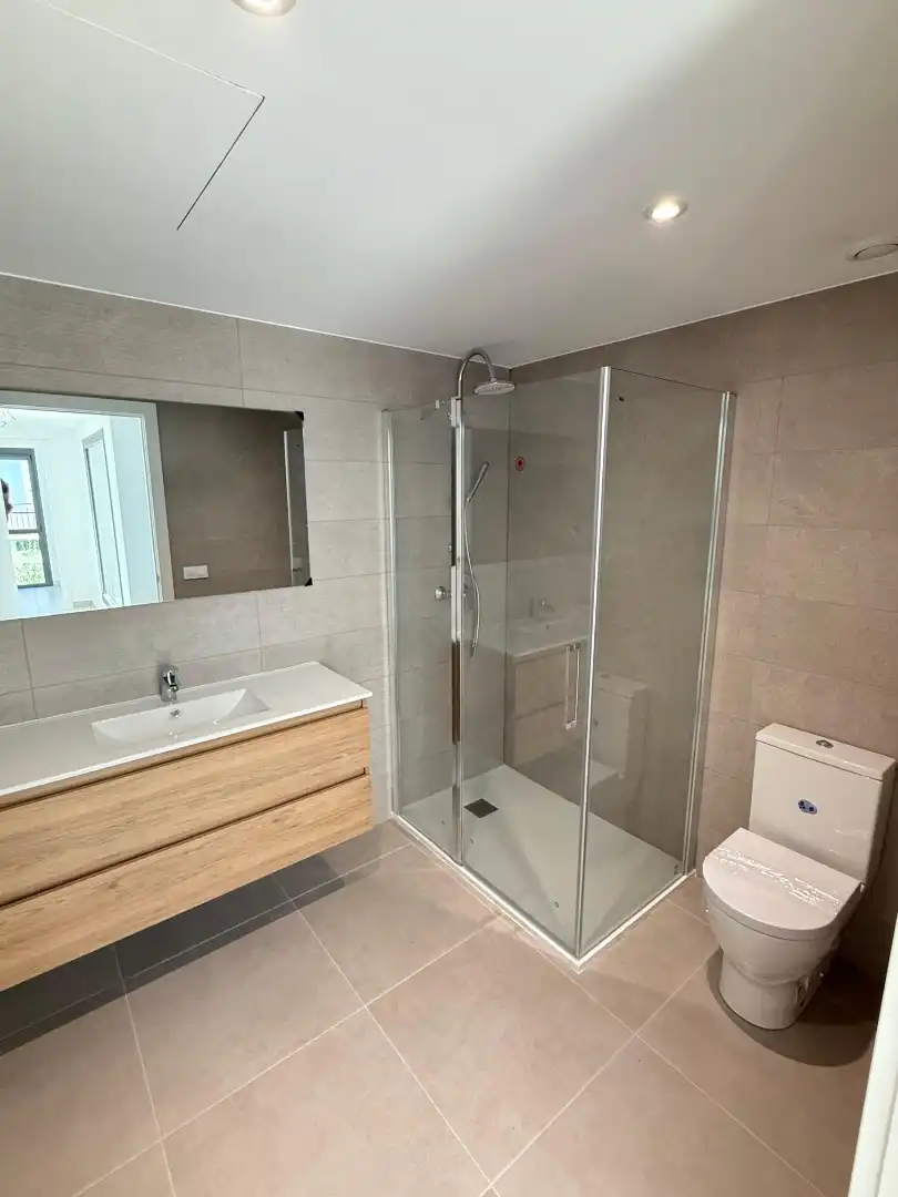 Baño de Casa o chalet en venta en Llançà con Aire acondicionado, Calefacción y Jardín privado