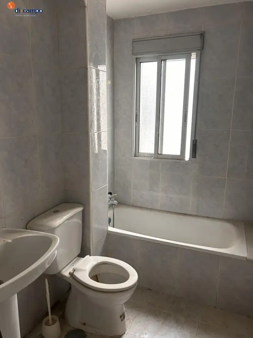 Bany de Pis en venda en Valladolid amb Terrassa