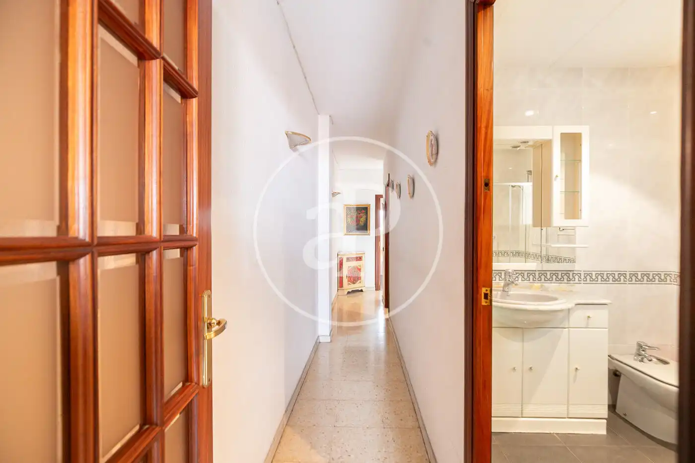Ático en venta en L'Hospitalet de Llobregat con Calefacción, Terraza y Trastero