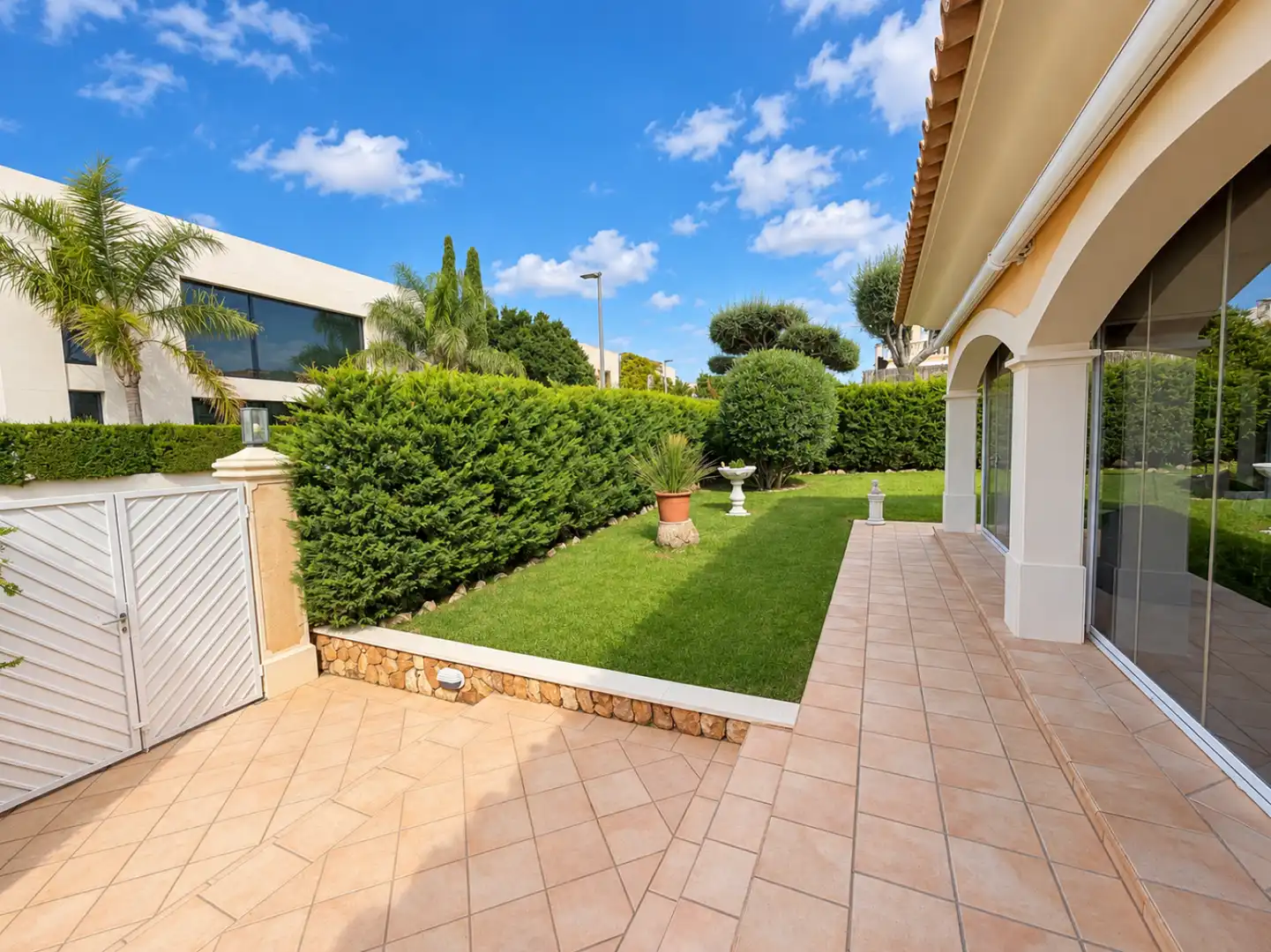 Terrace of Houses for sale in Son Verí