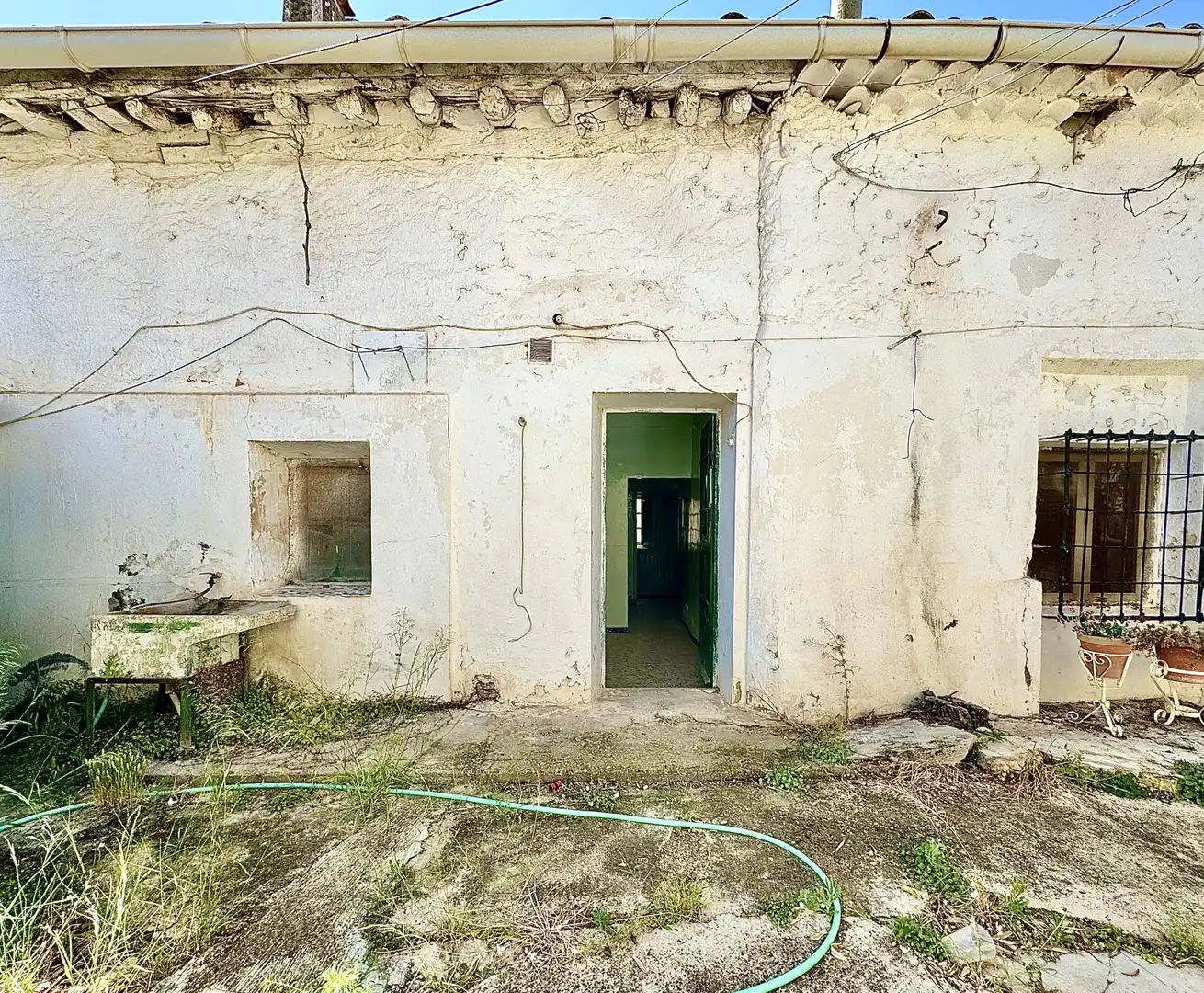 Casa adosada en venta en Pozorrubielos de la Mancha con Calefacción, Trastero y Amueblado