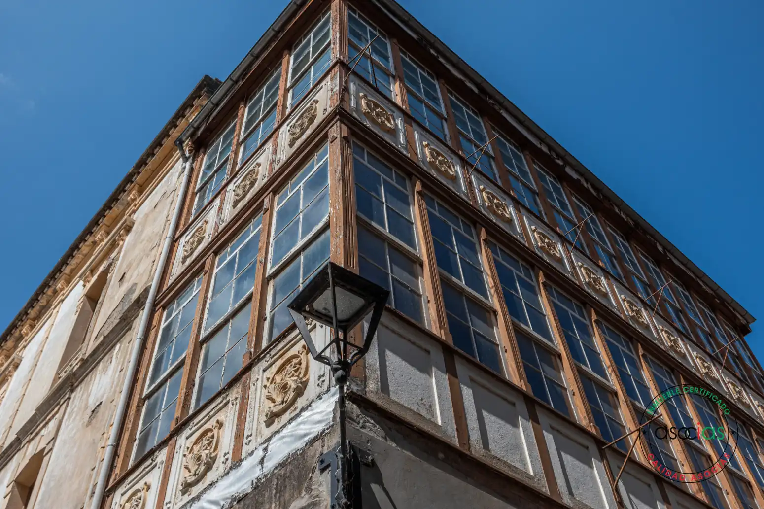 Außenansicht von Gebäude zum Verkauf in Taramundi
