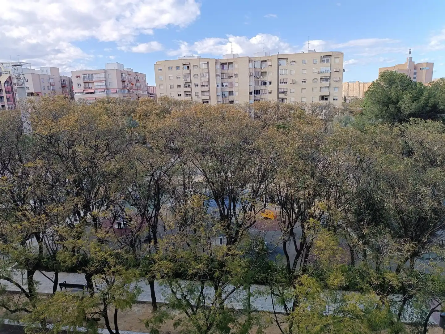 Vista exterior de Piso en venta en Alicante / Alacant con Aire acondicionado, Parquet y Horno