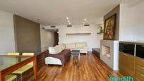 Living room of Flat for sale in El Prat de Llobregat  with Air Conditioner, Terrace and Balcony