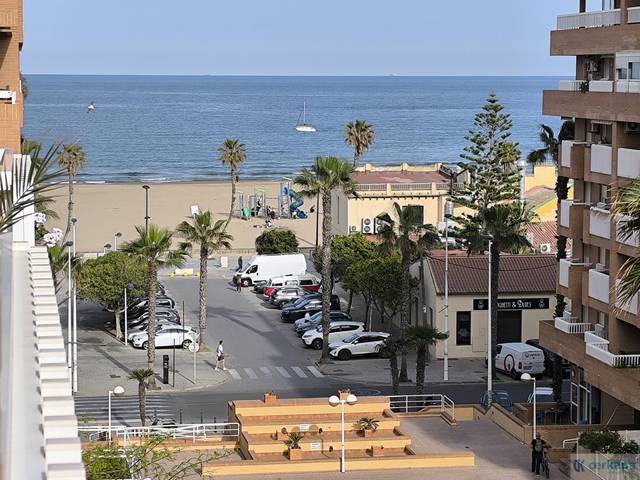 Ático en Venta en Vicent blasco ibaÑez, 5 en La Patacona