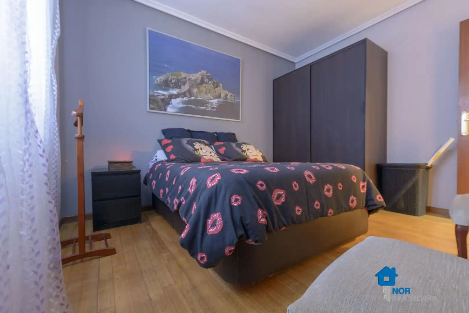 Habitación de Piso en venta en Escalante con Terraza y Amueblado