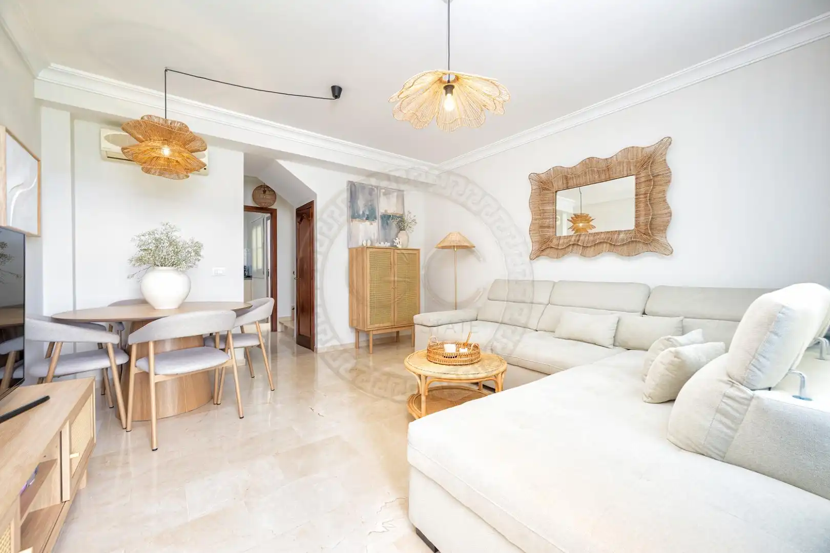 Sala de estar de Casa adosada de alquiler en Mogán con Aire acondicionado, Jardín privado y Terraza