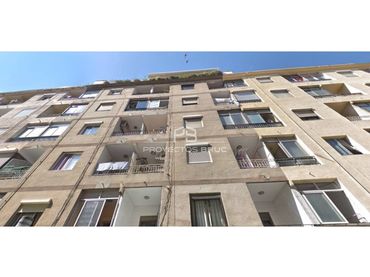 Wohnung zum Verkauf in Calle Montseny