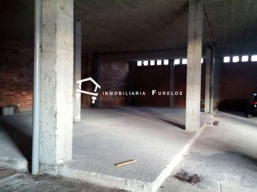 Local comercial en venta en Tamarredo 2