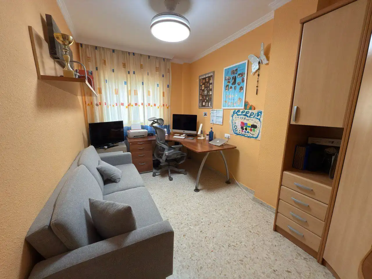 Dormitori de Casa adosada en venda en Rincón de la Victoria amb Aire condicionat, Jardí privat i Traster