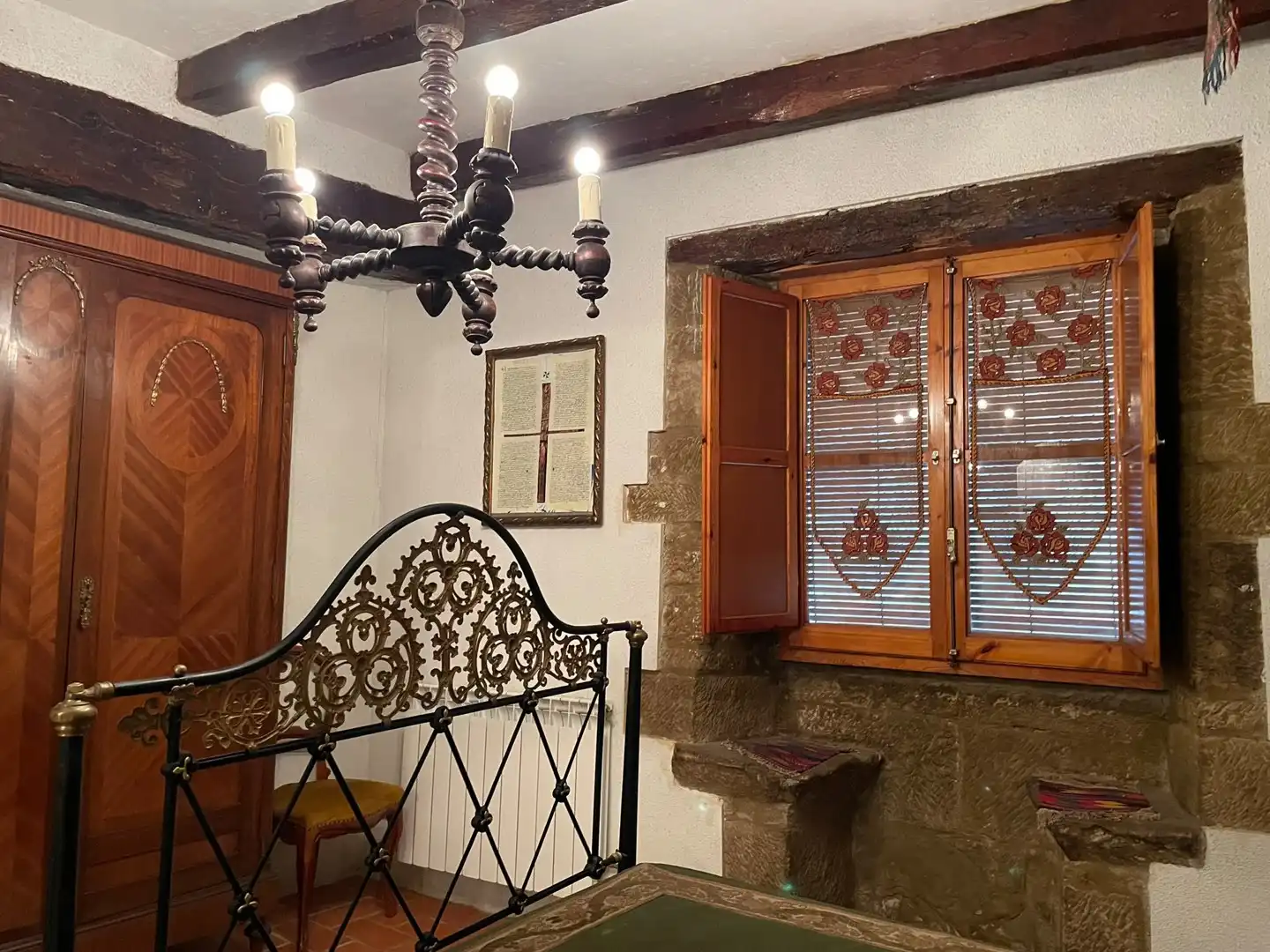 Casa adosada en venta en Uncastillo con Terraza, Trastero y Amueblado