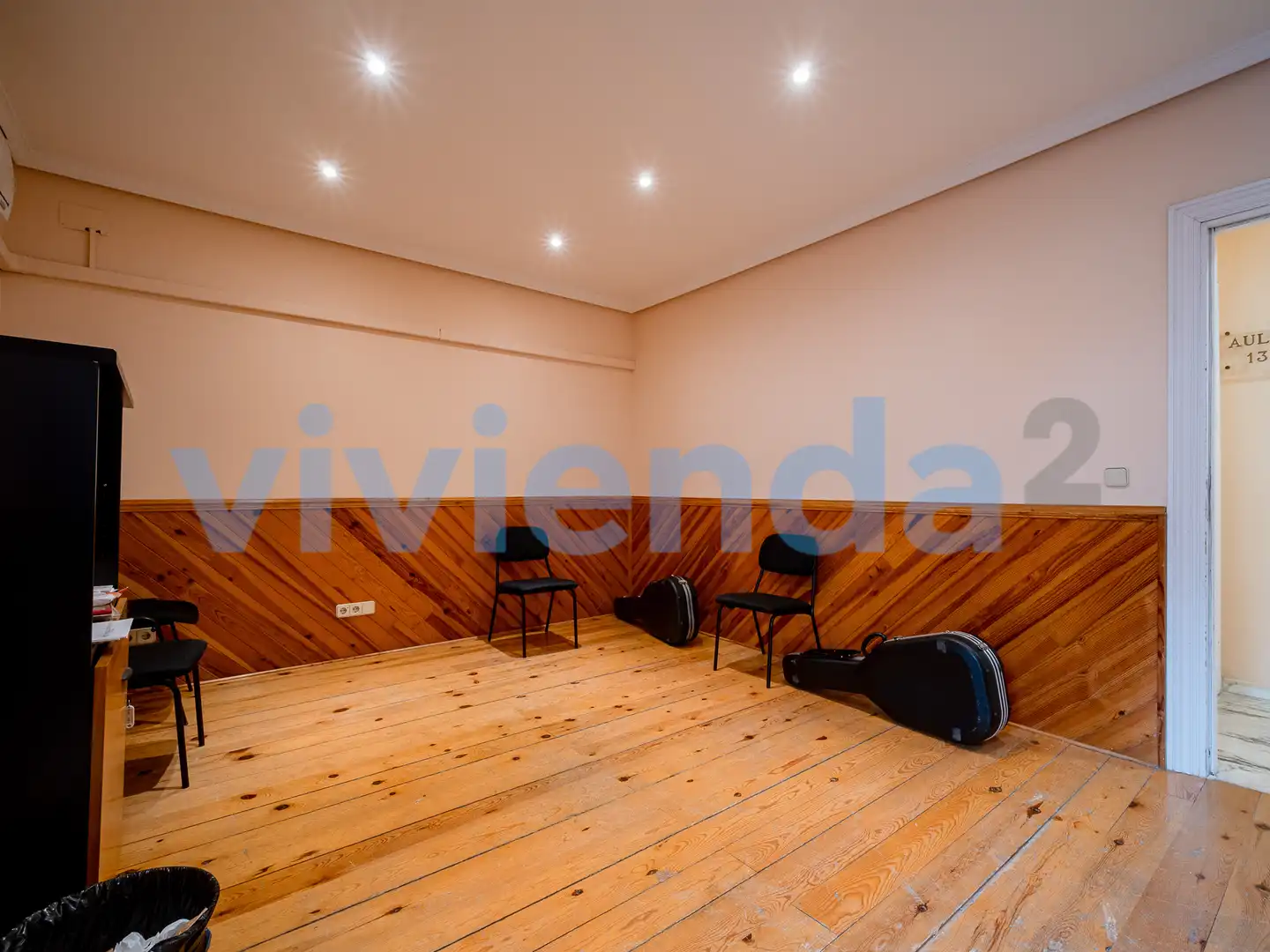 Büro zur Miete in Madrid mit Klimaanlage, Heizung und Terrasse
