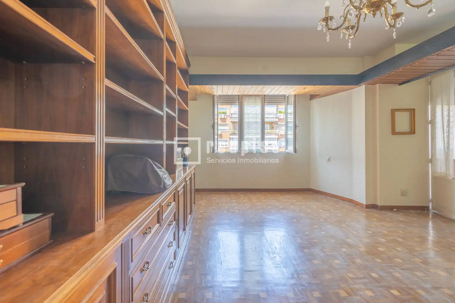 Schlafzimmer von Wohnung zum Verkauf in Madrid mit Klimaanlage, Heizung und Terrasse