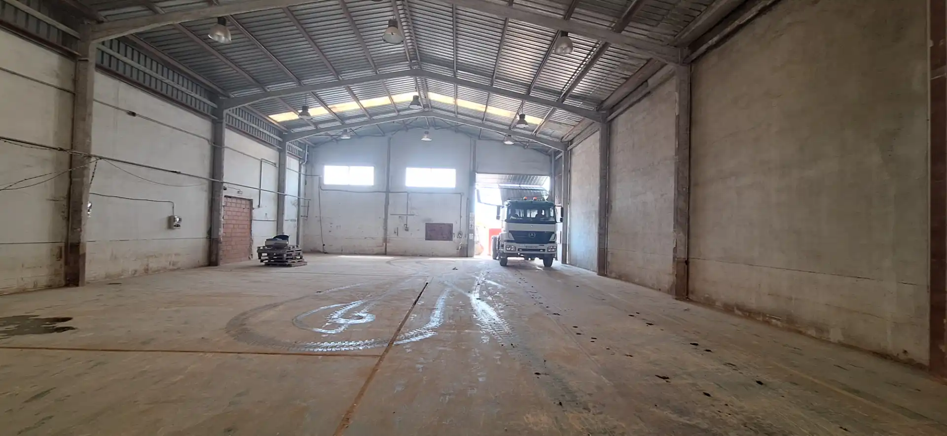 Industrial building to rent in Carrer Pi Blanc 16, imagen 5