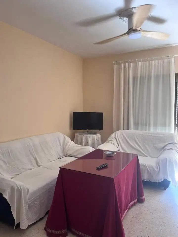 Piso de alquiler en Arenal - La Pólvora