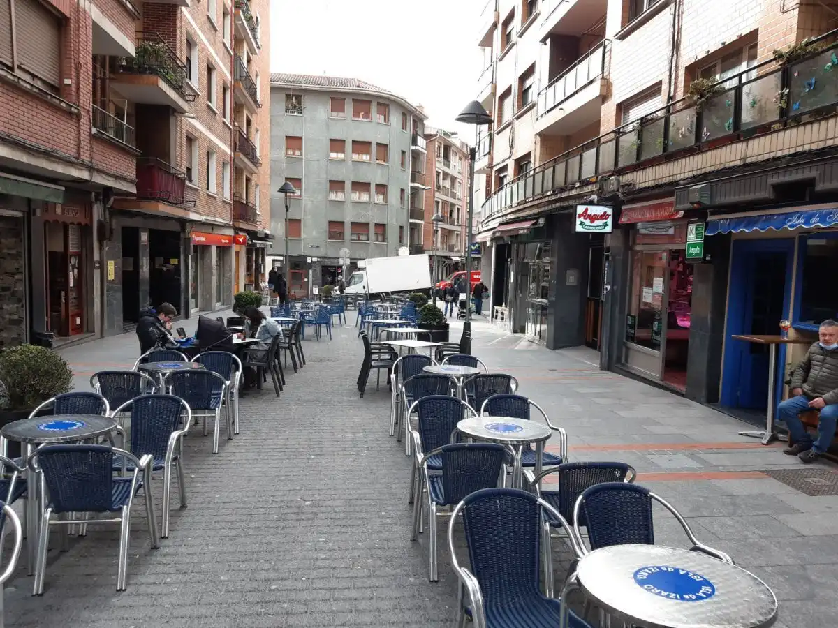 Local comercial en venta en Centro - Ariz - Uribarri, imagen 3