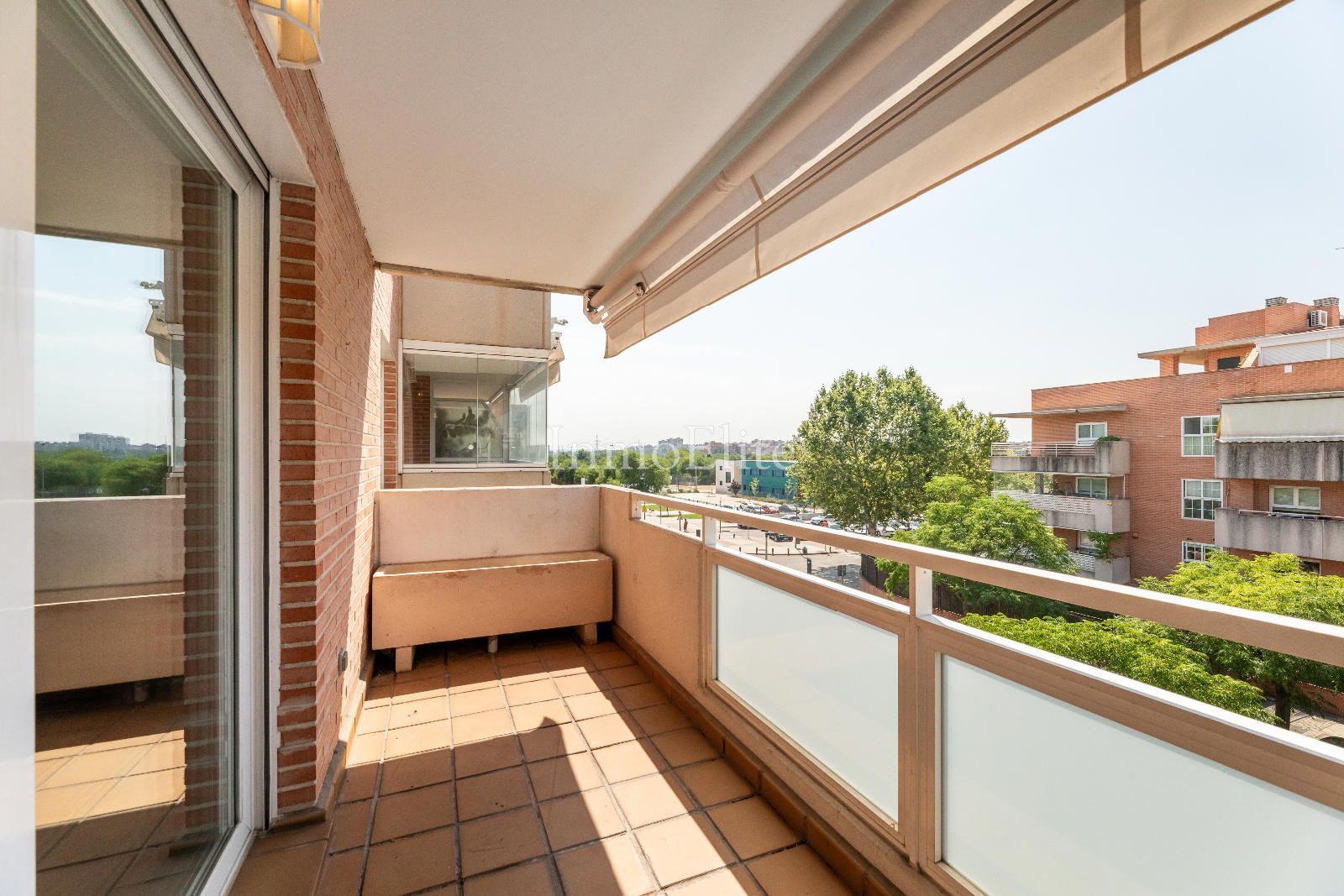 Balcony of Flat for sale in Pozuelo de Alarcón  with Air Conditioner, Heating and Parquet flooring