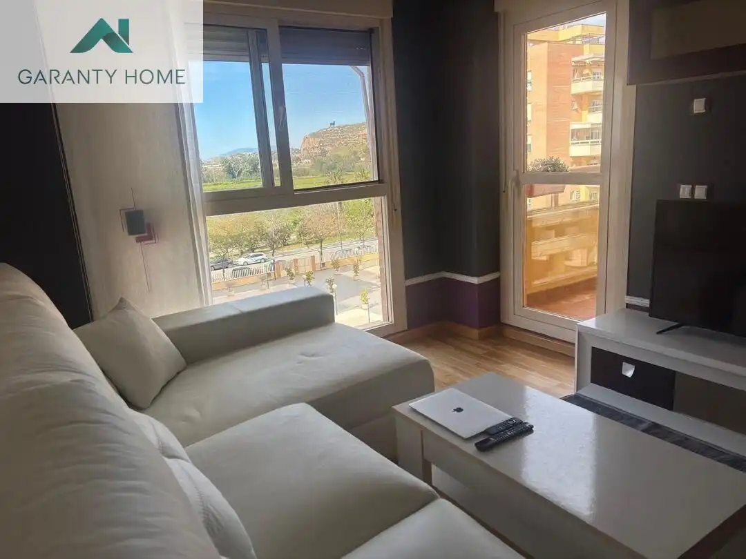 Flat with terrace to rent in Torre del Mar, imagen 4