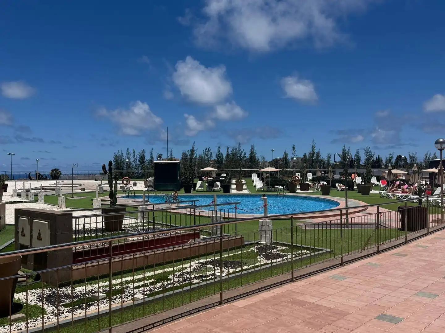 Piscina de Piso de alquiler en Las Palmas de Gran Canaria con Jardín privado, Terraza y Amueblado