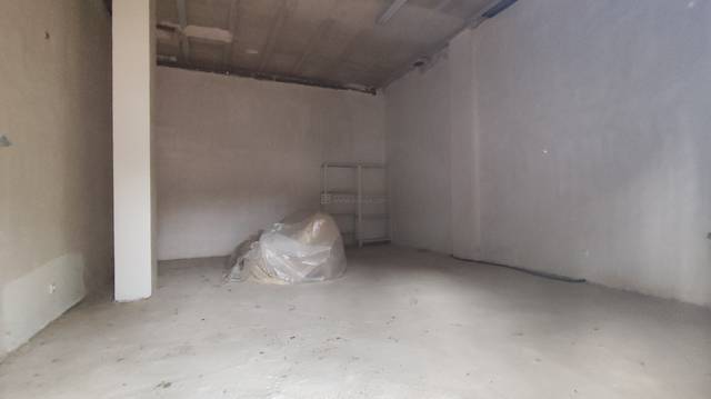 Local comercial en Alquiler en Logroño - Calle Portillejo en Portillejo - Valdegastea