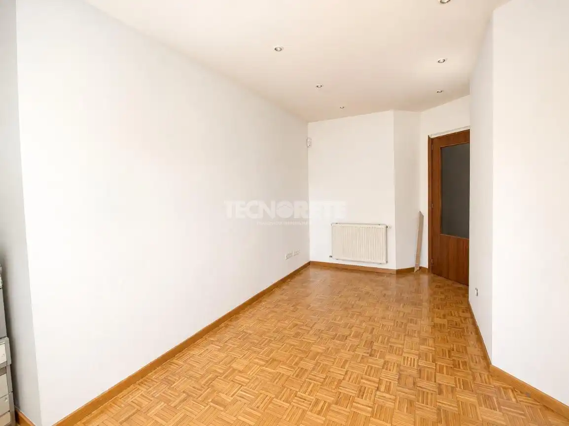 Appartamento con piscina in vendita a Avenida Río Estenilla, imagen 5