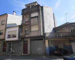 Exterior view of Building for sale in Pontecesures