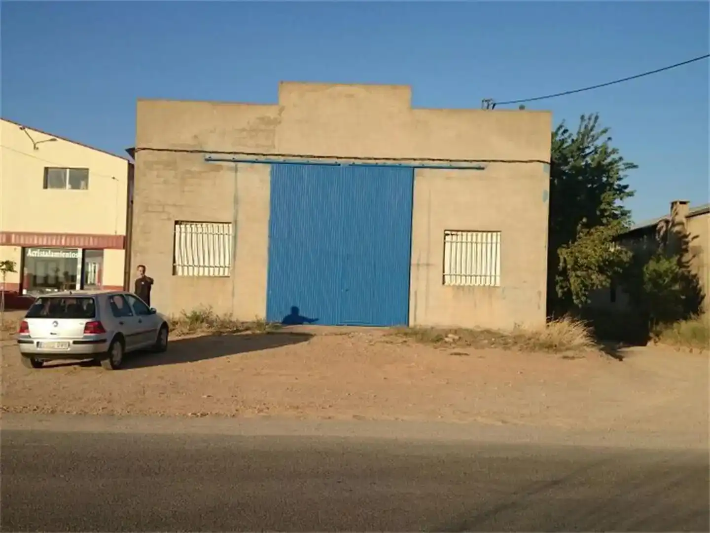 Vista exterior de Finca rústica en venda en Tarazona de la Mancha, Albacete