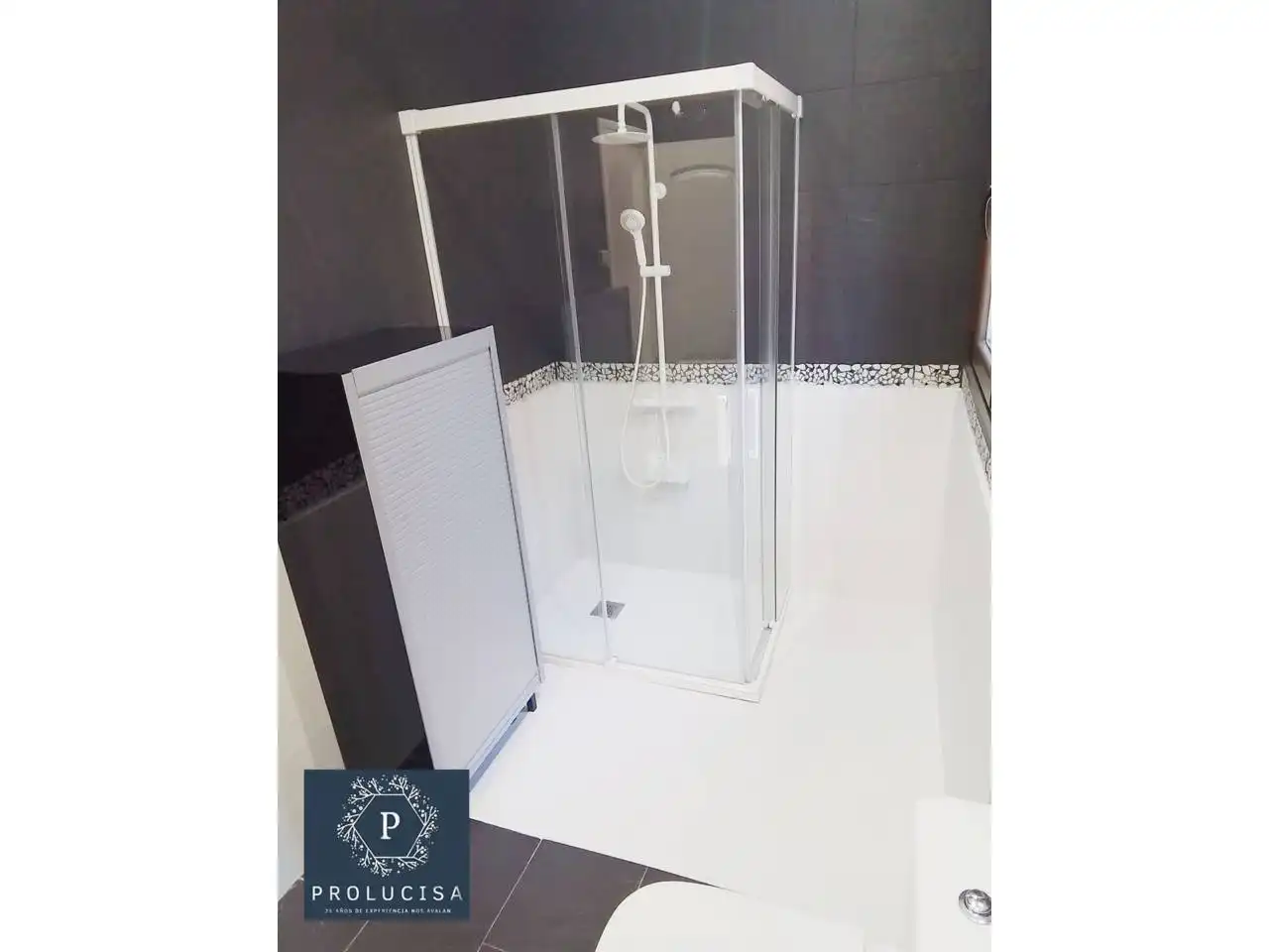 Bathroom of Flat for rent in Moraleja de Enmedio