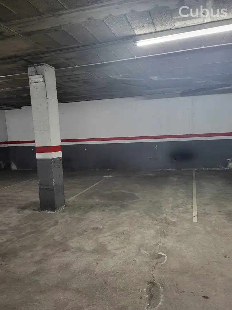 Parking for sale in Olot, imagen 3