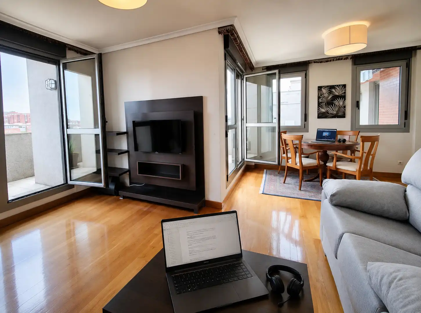 Living room of Flat for rent in Santander  with Heating, Terrace and Storage room